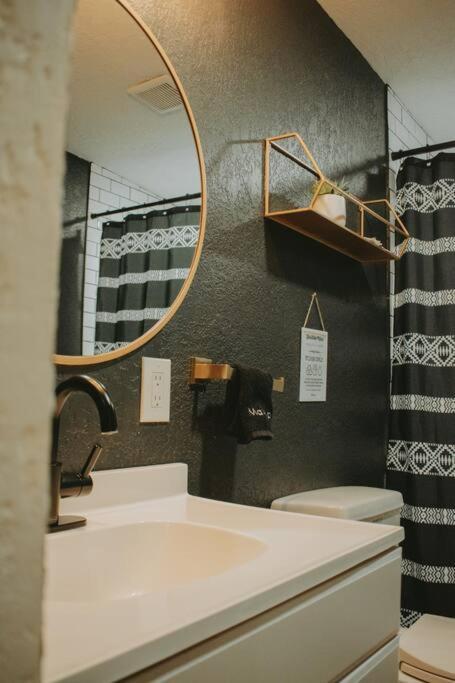 Vila Casa Charleston-3Br-2Bath-Hot Tub-Pet Friendly-No Pet Fees! Albuquerque Exteriér fotografie