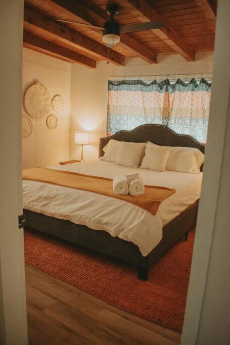 Vila Casa Charleston-3Br-2Bath-Hot Tub-Pet Friendly-No Pet Fees! Albuquerque Exteriér fotografie