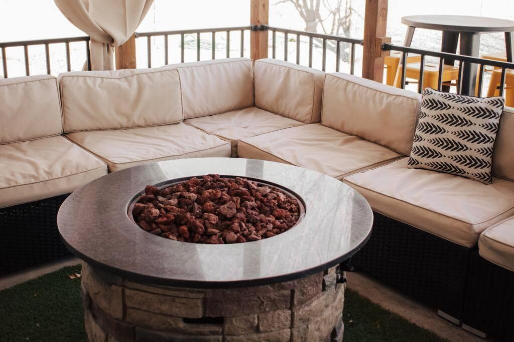 Vila Casa Charleston-3Br-2Bath-Hot Tub-Pet Friendly-No Pet Fees! Albuquerque Exteriér fotografie